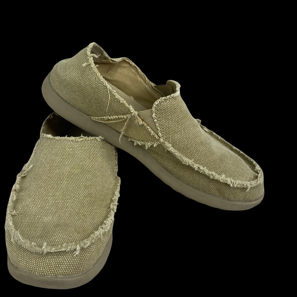 Men’s Size 8 Canvas Crocs